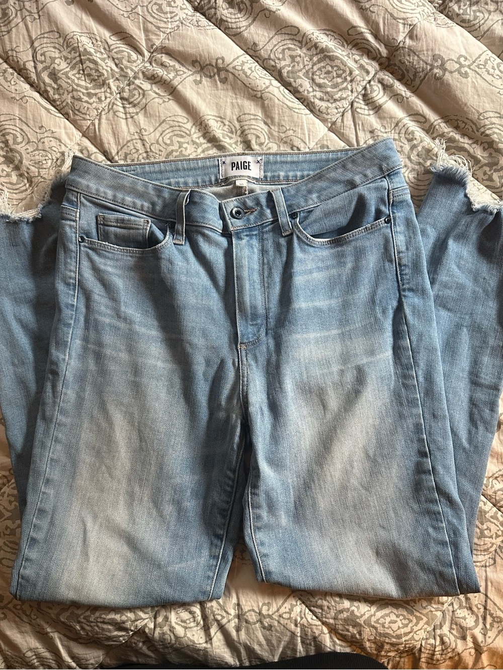 PAIGE Light Wash Raw Hem Blue Hoxton Ankle Jeans | Size 30